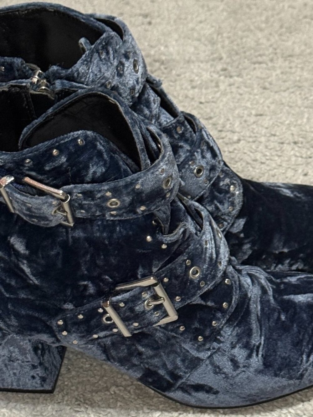 Rebecca Minkoff $175 Logan Crushed Velvet Booties, 9.5M Buckled